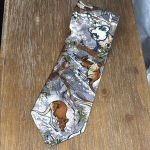 Reed St James Kangaroo Koala Bear Gray Shimmer Tie